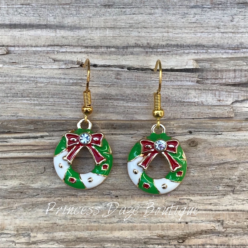 Gold Diamond Holiday Wreathβ Dangle Earrings